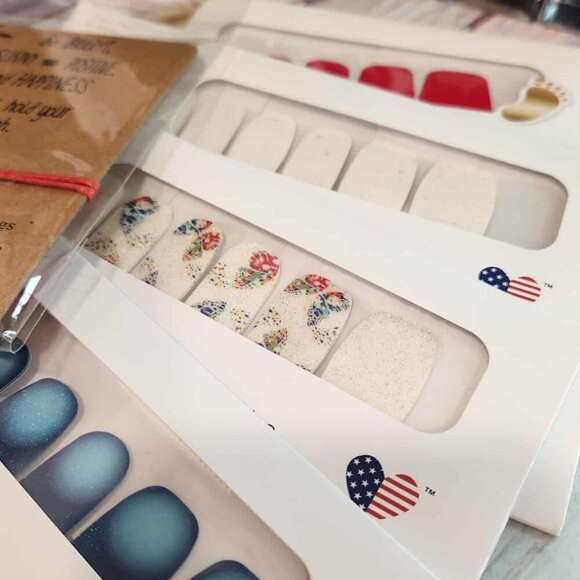 Retired Color Street - Red white and blue bundle - Picture 5 of 8